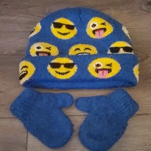 The Children's Place Blue Emoji Hat and Mittens Set